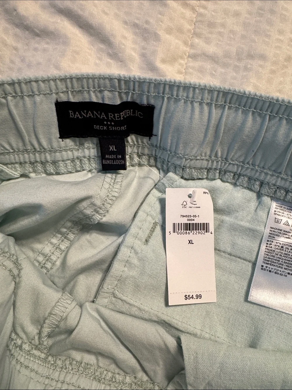 Men's Light green Elastic-Waist Shorts. Banana Republic. New with tags